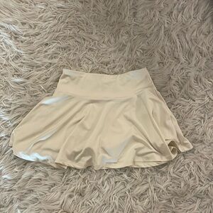 White/cream skort (skirt with built in shorts and pockets)